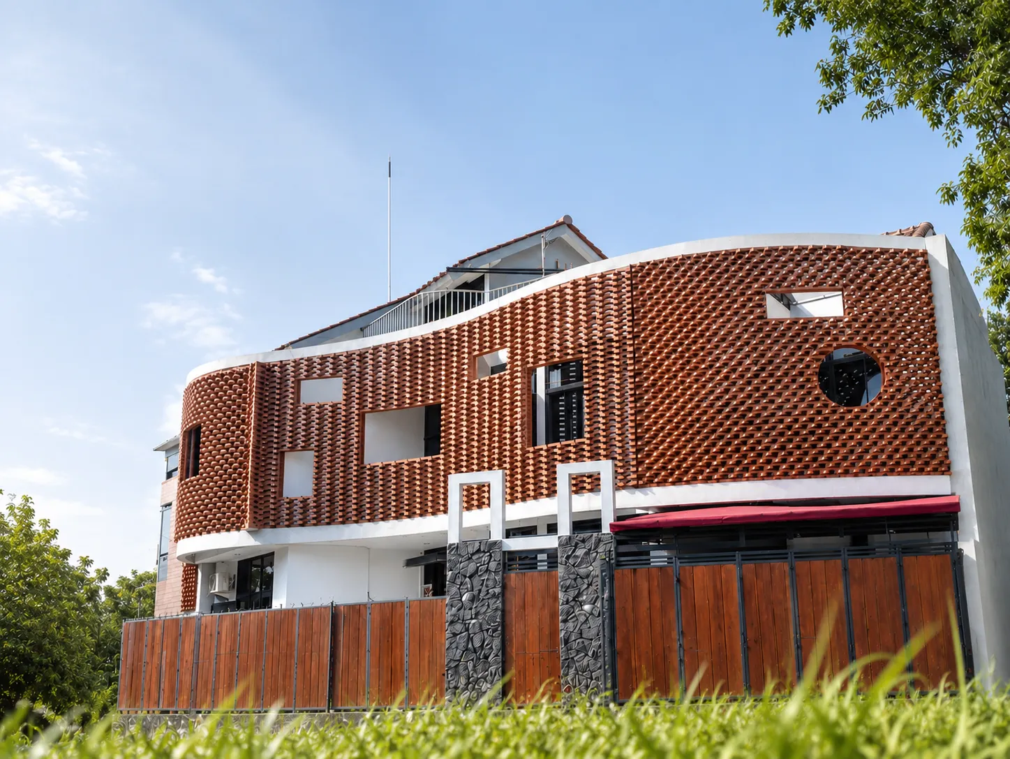The Curved Brick House